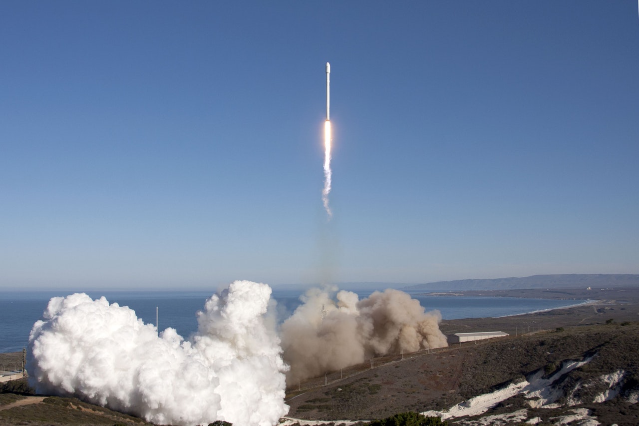 Falcon 9 launches from Vanderberg Air Force Base